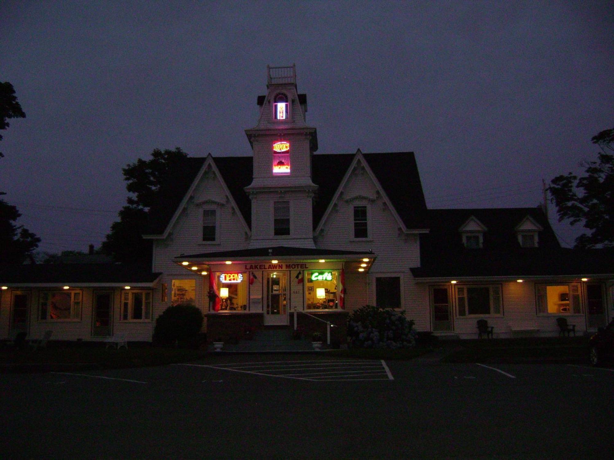 Lakelawn B&B And Motel Yarmouth Eksteriør billede